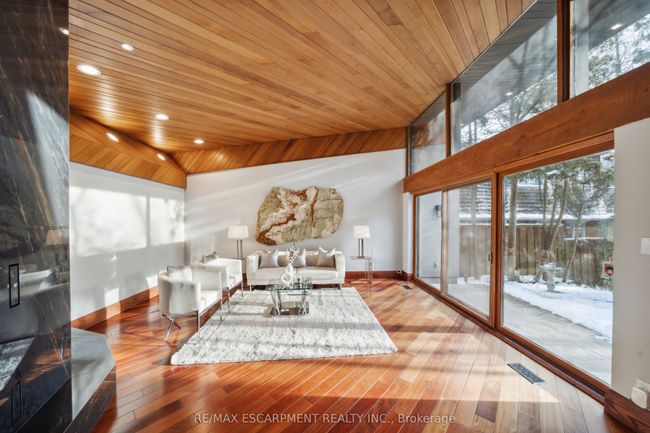1569 Glenburnie Rd, House other with 7 bedrooms, 7 bathrooms and 10 parking in Mississauga ON | Image 4