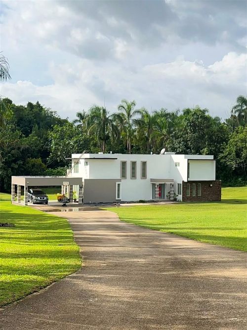 st.453 km5.5 Bo Piletas, LARES, PR, 00669 | Card Image