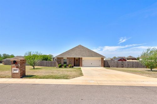 8005 Cottonwood Avenue, Edmond, OK, 73034 | Card Image