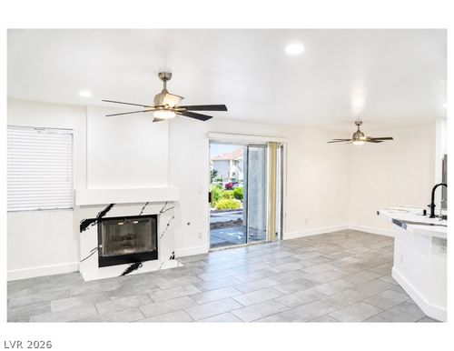 102-7900 Foxwood Pl, Las Vegas, NV, 89145-5981 | Card Image