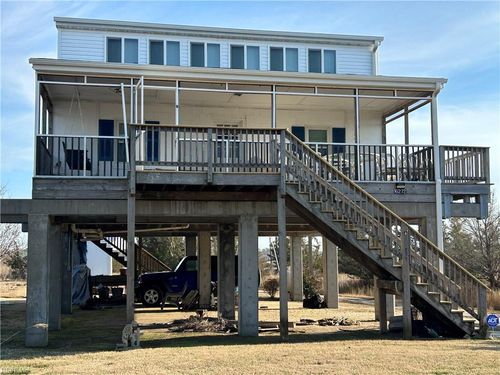 16272 Crystal Beach Rd, Onancock, VA, 23417-2652 | Card Image