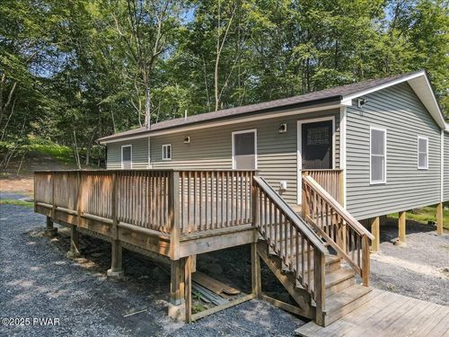 106 Edgewater Dr, Dingmans Ferry, PA, 18328-4006 | Card Image