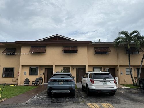 apt-103-6850 Nw 173rd Dr, Hialeah, FL, 33015-5503 | Card Image