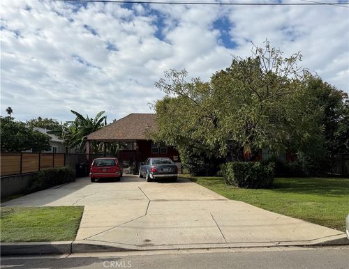 7229 De Celis Pl, Van Nuys, CA, 91406-2815 | Card Image