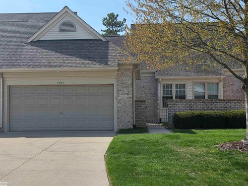 13313 Wyndemere Circle, Sterling Heights, MI, 48313 | Card Image
