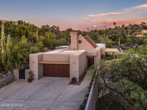 4747 N La Lomita, Tucson, AZ, 85718-5941 | Card Image