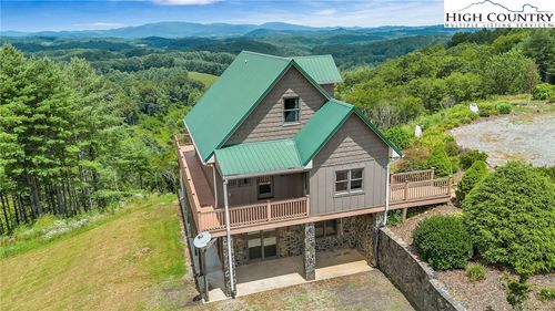 321 Laurel Highlands Dr, Grassy Creek, NC, 28631-9322 | Card Image