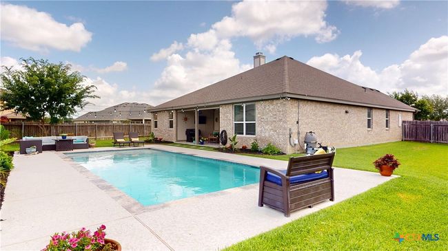 107 Chisholm Trl, House other with 4 bedrooms, 3 bathrooms and null parking in Victoria TX | Image 44