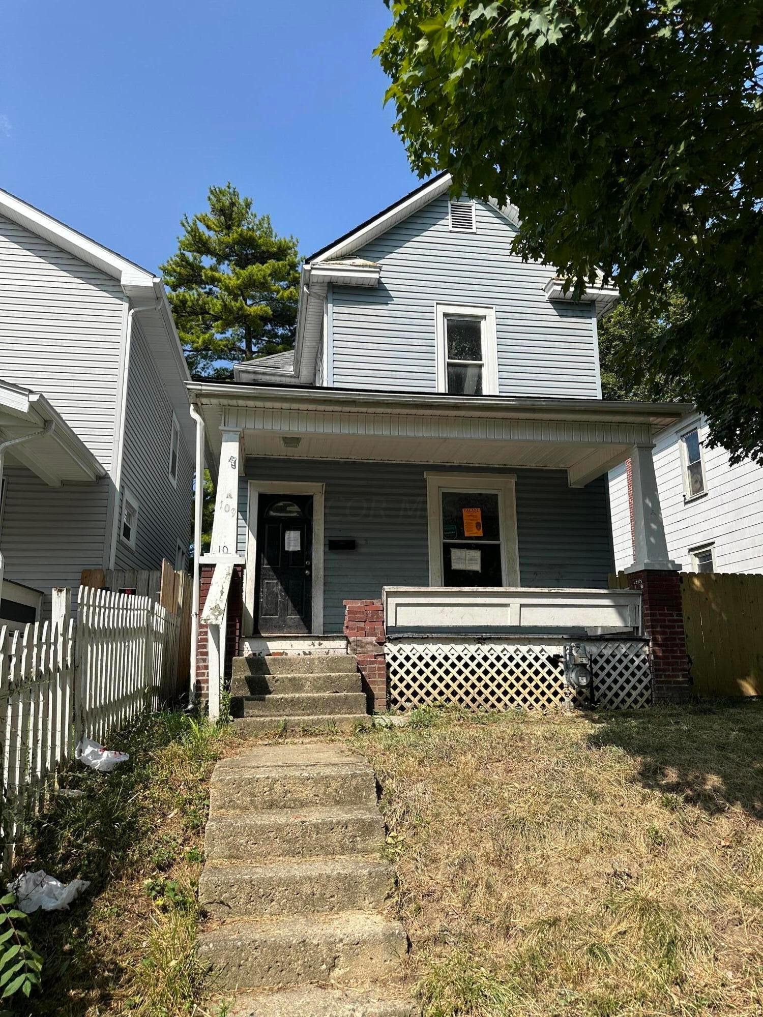 Warren Ave, Columbus, OH 43204