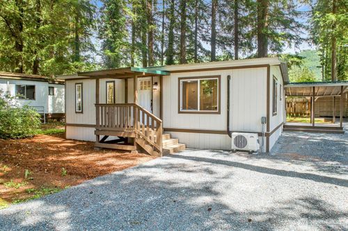 8410 Cimarron Way, Maple Falls, WA, 98266-8218 | Card Image