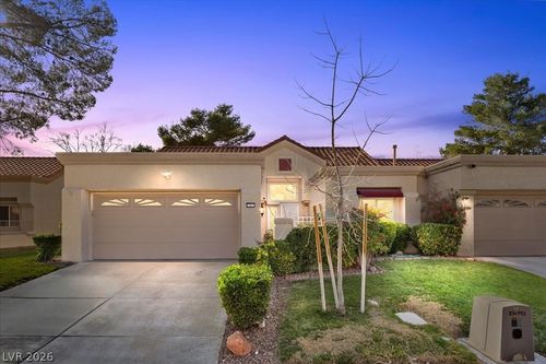 2901 Linkview Dr, Las Vegas, NV, 89134-8603 | Card Image