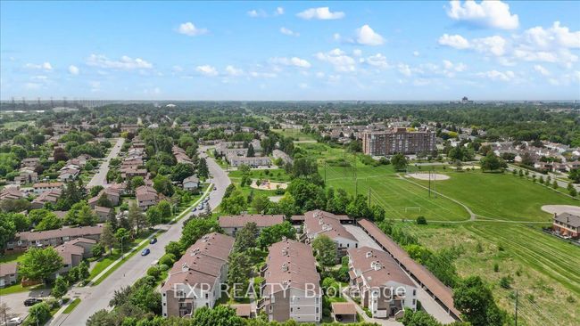 B - 207 Woodfield Dr, Condo with 2 bedrooms, 2 bathrooms and null parking in Nepean ON | Image 31