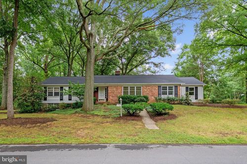 2741 Fennel Rd, EDGEWATER, MD, 21037-1122 | Card Image