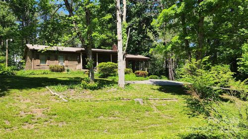 2936 Nc 126, Morganton, NC, 28655-7841 | Card Image