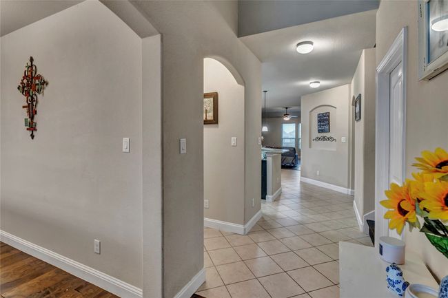 6158 Stillhouse Ln, House other with 3 bedrooms, 3 bathrooms and null parking in Fort Worth TX | Image 4