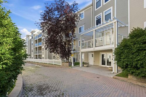 221-290 Shawville Way Se, Calgary, AB, T2Y3Z9 | Card Image