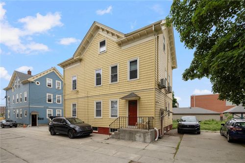 54 Barton St, Providence, RI, 02909-1855 | Card Image