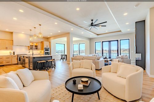 20 Helen Ave, Milford, IA, 51351-7371 | Card Image