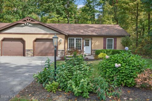 b-7 James Ct, Gansevoort, NY, 12831-2338 | Card Image