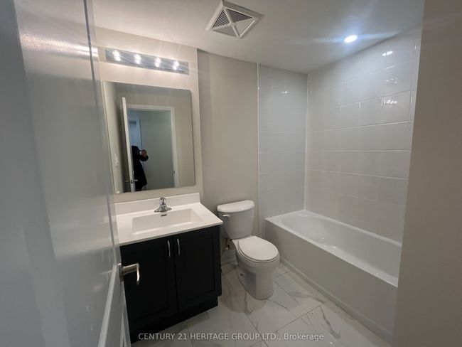 123 - 1581 Rose Way, Condo with 3 bedrooms, 2 bathrooms and null parking in Milton ON | Image 17