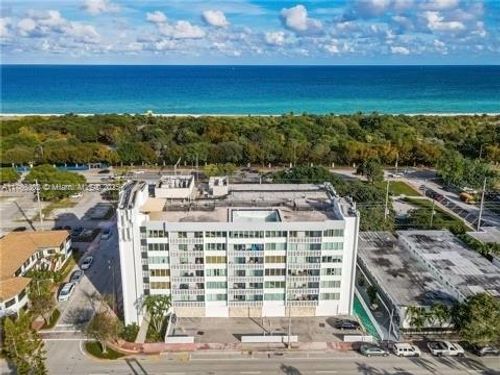 apt-407-8233 Harding Ave, Miami Beach, FL, 33141-5216 | Card Image
