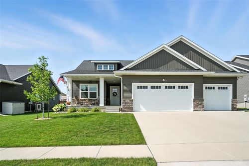 1866 Cottage Ridge Dr, Marion, IA, 52302-8015 | Card Image