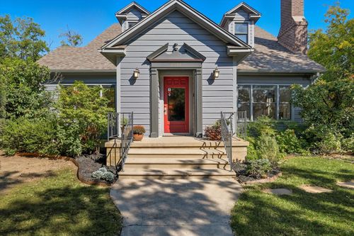 2044 W Oak St, Denton, TX, 76201-3721 | Card Image