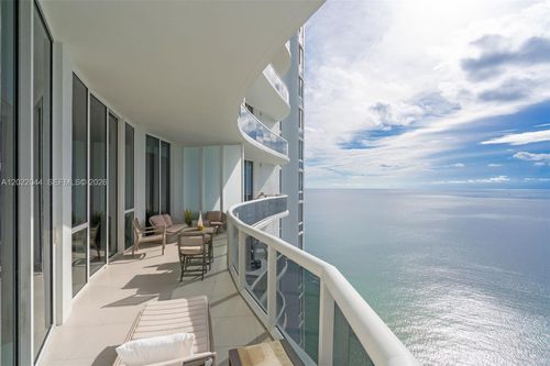3407-15811 Collins Ave, Sunny Isles Beach, FL, 33160-4197 | Card Image