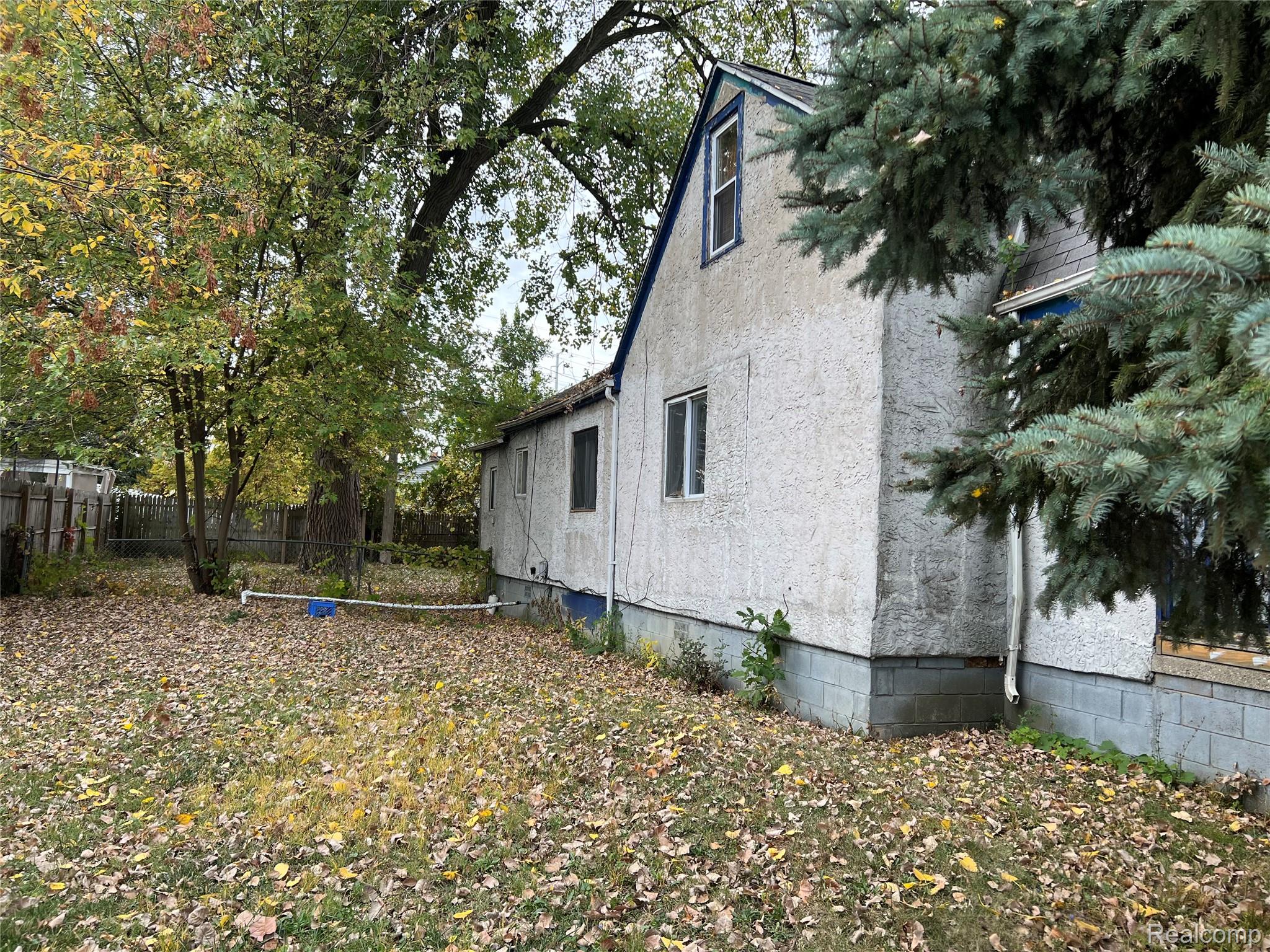 Residential in Warren 4