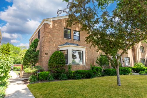 193 Fellows Ct, Elmhurst, IL, 60126-3108 | Card Image