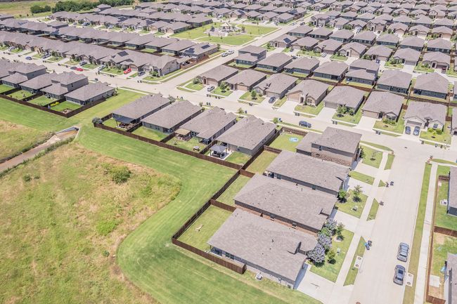 812 Holler Loop, House other with 4 bedrooms, 2 bathrooms and null parking in Justin TX | Image 31