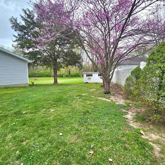 787 S Main St, House other with 3 bedrooms, 2 bathrooms and null parking in Linton IN | Image 32