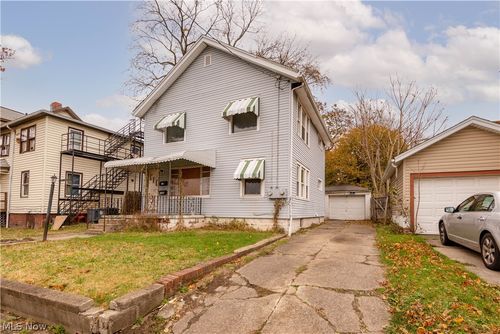 231 Windsor St, Akron, OH, 44306-1046 | Card Image