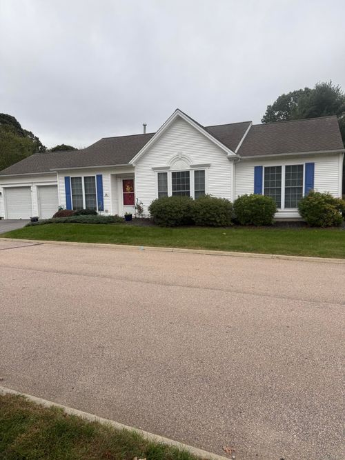 25-168 Waterford Pkwy S, Waterford, CT, 06385-1219 | Card Image