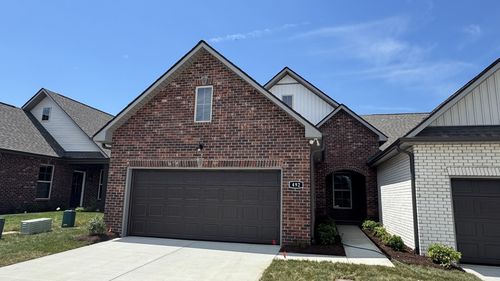 492 W Foxrun, Springfield, TN, 37172-7201 | Card Image