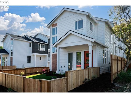 101 Ne 78th Ave, Portland, OR, 97213-6334 | Card Image