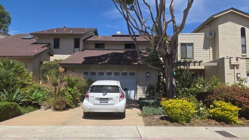 8827 Via Andar, San Diego, CA, 92122 | Card Image