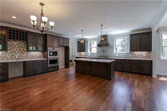 Photo similar to home being built. | Image 4