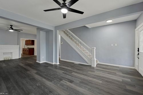1001 Denhart St, Norfolk, VA, 23504-2809 | Card Image