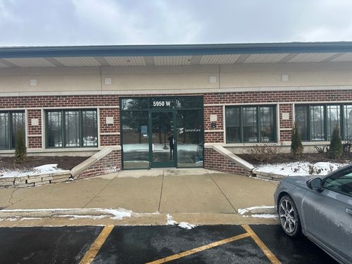 w-5950 Lincoln Ave, Lisle, IL, 60532-2613 | Card Image
