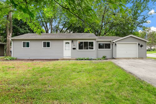 231 W 35th St, Steger, IL, 60475-1581 | Card Image