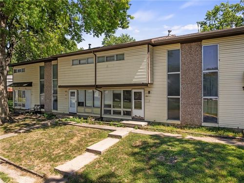 911 N 70th Ter, Kansas City, KS, 66112-3014 | Card Image