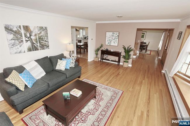 37 Osborne Ct, House other with 4 bedrooms, 3 bathrooms and null parking in Mahwah NJ | Image 5