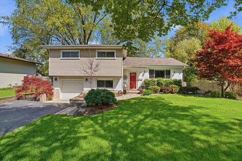 758 7th Ave, Libertyville, IL, 60048-3314 | Card Image