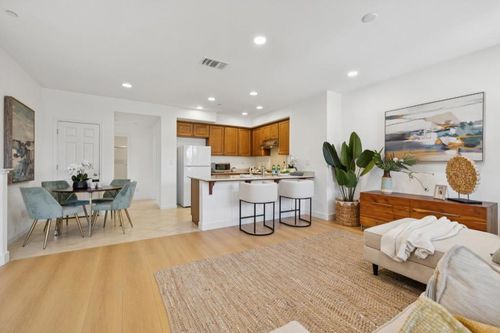 1378 Shore Dr, San Jose, CA, 95131-4020 | Card Image