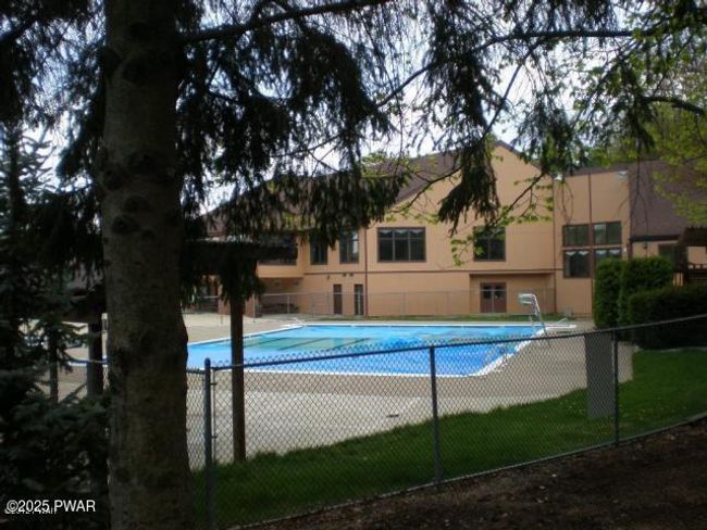 Community Lodge | Image 33