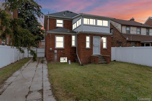 17179 Snowden St, Detroit, MI, 48235-4149 | Card Image
