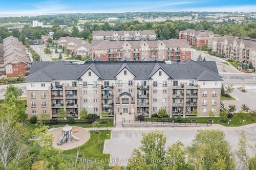 210-40 Ferndale Dr S, Barrie, ON, L4N2L3 | Card Image