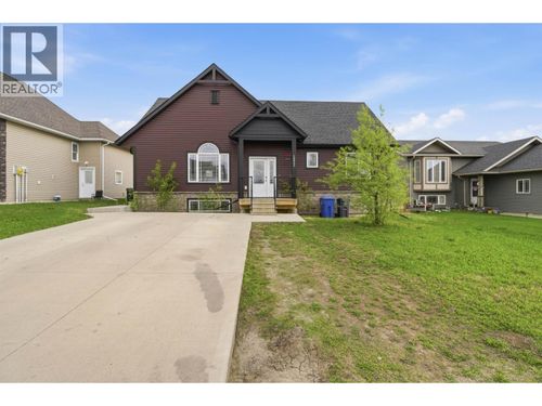 10923 105 Ave, Fort St. John, BC, V1J0L2 | Card Image