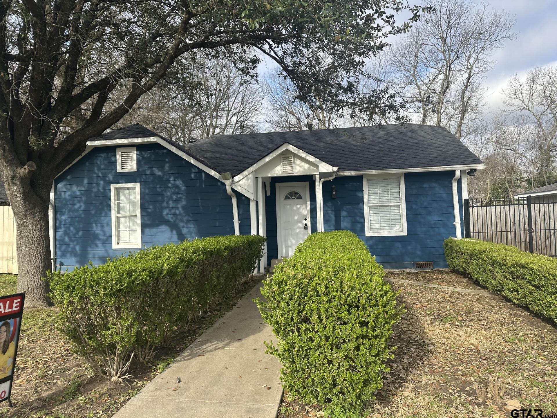 Grand Ave, Tyler, TX 75702
